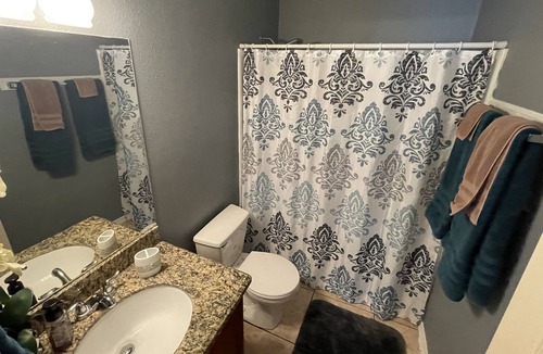 Edinburg Apartment | Near UTRGV, Region One and HEB Park apt.
