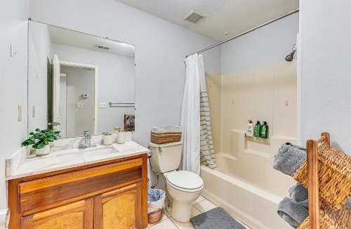 Palmhurst Apartment | Near UTRGV & State Park: Cozy Mission Unit