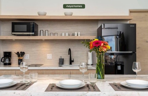 Centro Apartment | New 1BR Condo in Marina - Rooftop Pool - King Bed