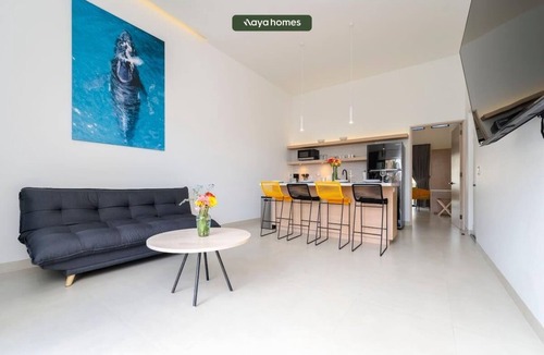 Centro Apartment | New 1BR Condo in Marina - Rooftop Pool - King Bed