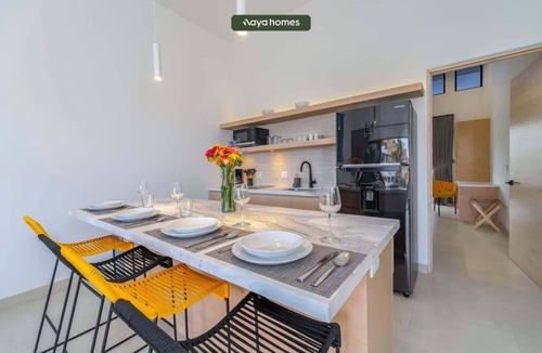 Centro Apartment | New 1BR Condo in Marina - Rooftop Pool - King Bed