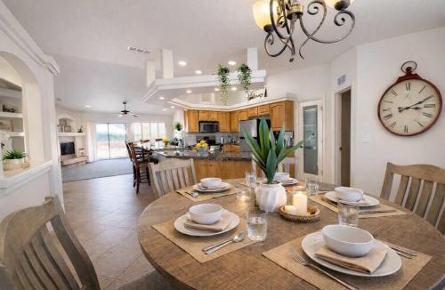 Lake Havasu City Villa | NEW 25x40 Boat Pad - Lakeview Villa & Game Room