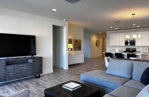 Maricopa County House | New 3-bedroom home in Litchfield Park w outdoor area. Close to hiking and golf