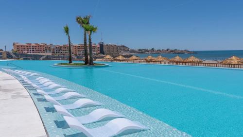 Ferrocarrilera House | New Beachfront Resort Offering Luxury & Incredible Views