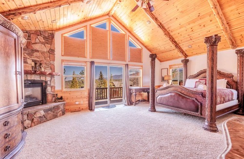 Eagle Mountain Estates Cabin | New! Bearadise~ Mighty Bear Manor