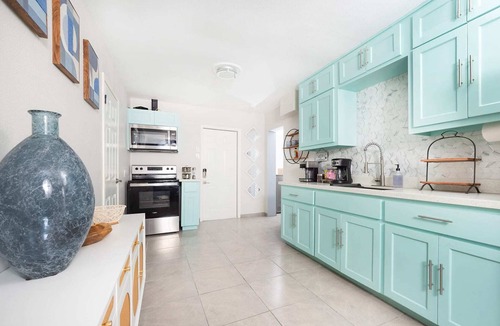 Edinburg House | New Casa Bonita (Hospitals Restaurants Shopping)