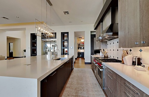 South Scottsdale House | NEW Close to Old Town Scottsdale with heated, covered pool in coveted PV Farms