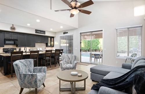 Arrowhead Ranch House | New Family & Pet Friendly Villa, Heated Pool