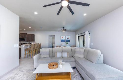 Lake Havasu City House | New Home Clean Modern Central Spacious