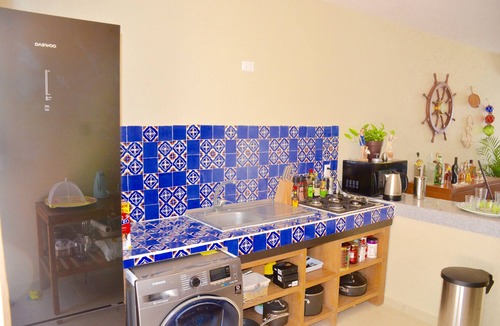 Puerto Morelos House | New house with a maritime atmosphere, large terrace and Mexican colors