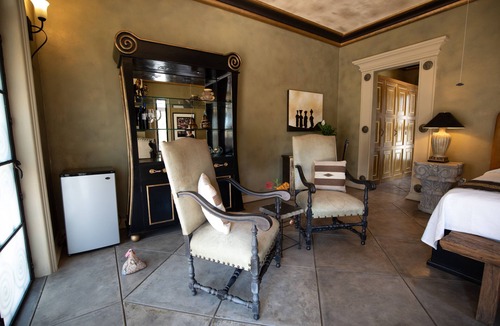 Ajijic Hotel | New Listing! Ajijic Luxury Suite on the lake