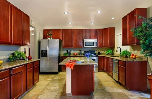 Glendale House | New listing-Backyard Playground! Putting Green , Sport Court, Heated Pool & Spa!
