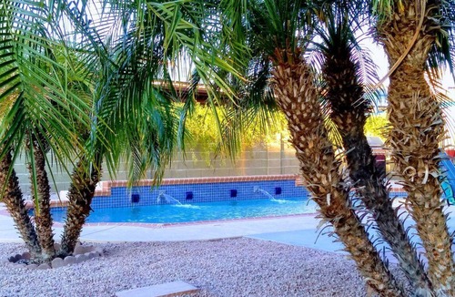 Glendale House | New listing-Backyard Playground! Putting Green , Sport Court, Heated Pool & Spa!