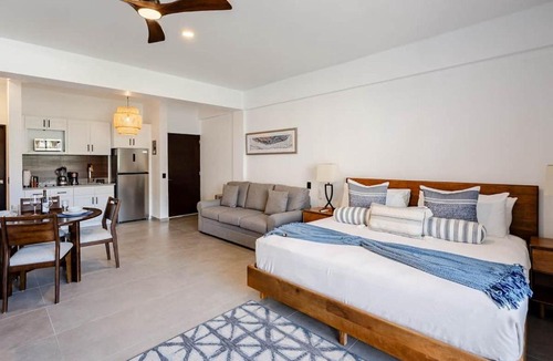Centro Apartment | New Listing Prime Location Cozy & Modern