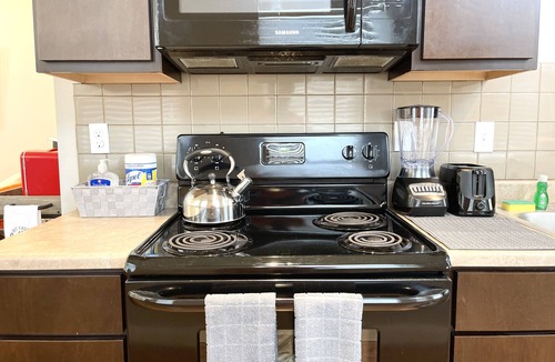 McAllen Apartment | NEW! Luxury Apt, 5 min from Mall, Airport, & Dine!