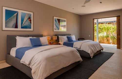 San Jose del Cabo Villa | NEW* Stunning Beachfront Villa, Fully Staffed includes Yacht Charter
