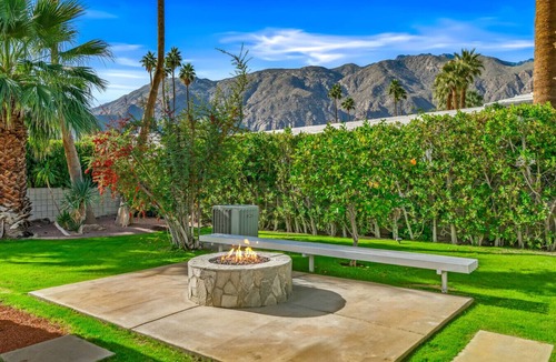 Old Las Palmas House | NEW Wellness Retreat Old Las Palmas! Pool! Hot Tub! Cold Plunge! Views! Expresso
