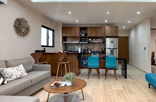 Puerto Morelos Apartment | Newly build 2 bedroom, luxury apartment a few steps from beach.