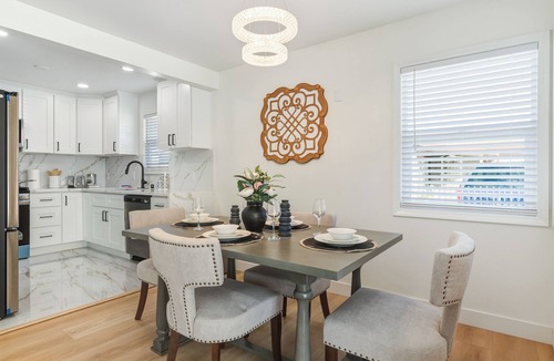 Montclair House | Newly Renovated 2BR 1BA Near Park & Airport 3 Beds Montclair