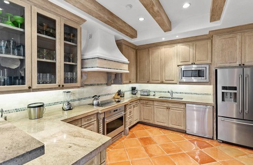 El Medano Ejidal Apartment | Newly Renovated Condo with Ocean View & Luxury Amenities in Beachfront Resort. Walk to Downtown
