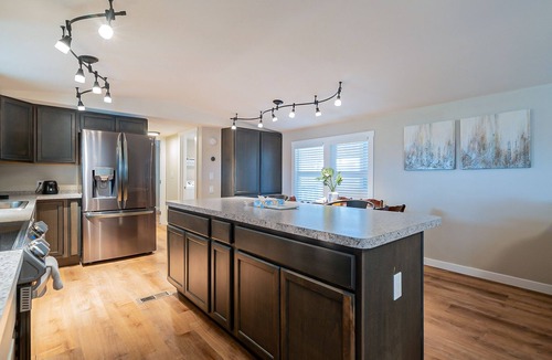Apache Junction House | Newly updated home on spacious lot located outside of the city