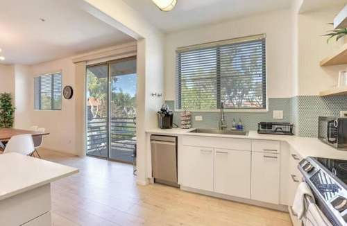 Chandler Condo | Nice 2-bedroom condo with AC in charming Chandler