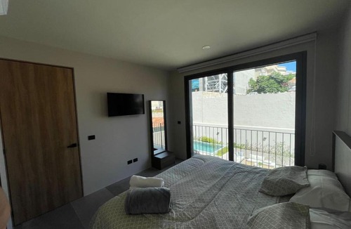 Zona Minerva Apartment | Nuevo Departamento Premium en Torre Neoliving
