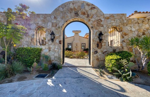 San Jose del Cabo Villa | Ocean & Desert Hacienda Charm Villa