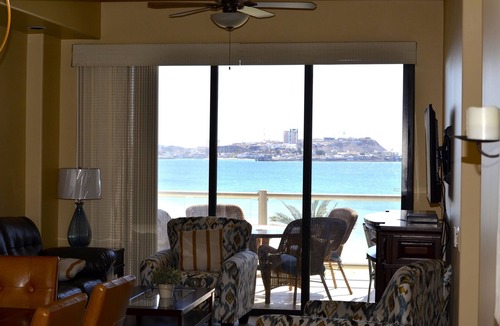 Puerto Penasco Condo | Ocean-Front 2 Br in Phase 1 w/Phase 2 Finishes in Las Palomas & views