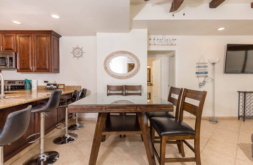 Puerto Penasco Resort | Ocean View 2BR Sleeps 6! Master w/2 Queen Beds. Prime Las Palomas Lobby Access.