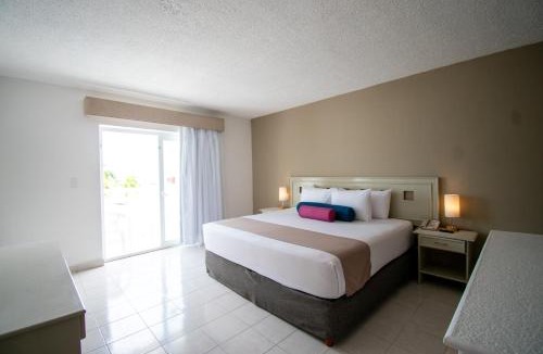 Zona Hotelera Resort | Ocean View Cancun Arenas