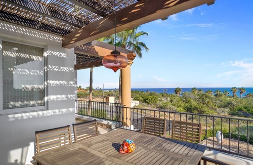 Cabo Bello House | OCEAN VIEWS, Gorgeous Villa, Short Walk To Beach!