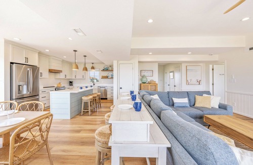 Waves House | OCEANFRONT-6 BDRM-4 Mstrs-RENOVATED 2024-Heated Pool,Hot Tub, Media & Game Rooms