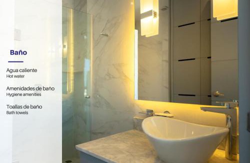 Puente del Mar Apartment | Oceanfront Apartment in Acapulco, 4 Bedrooms