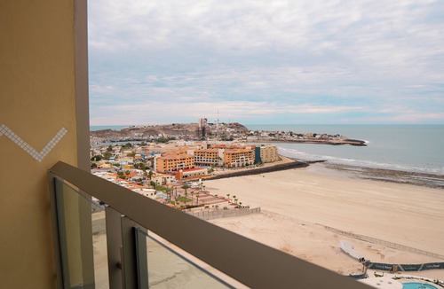 Ferrocarrilera Apartment | Oceanfront Luxury 1-bedroom studio in Puerto Peñasco's new Sonoran Star