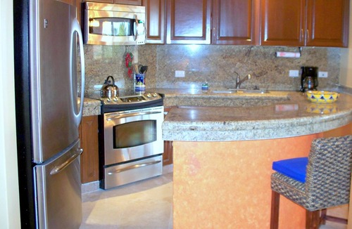 Mazatlan Condo | OCEANFRONT Luxury Condo DECEMBER SPECIAL!!! WARM WEATHER...GOLF...SEA BREEZES