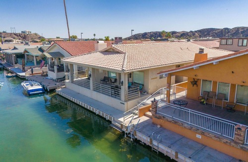 Moovalya Keys House | Oceans 11, Canal Front Family Fun, 60-FT Dock