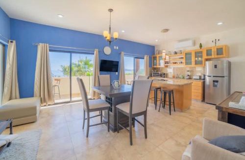 La Ventana House | Oceanview condo w Resort amenities Steps to Beach