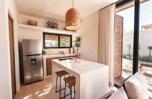 El Pescadero House | Ola de Luna, Charming bungalow in El Pescadero with AC, Pool and yoga deck.