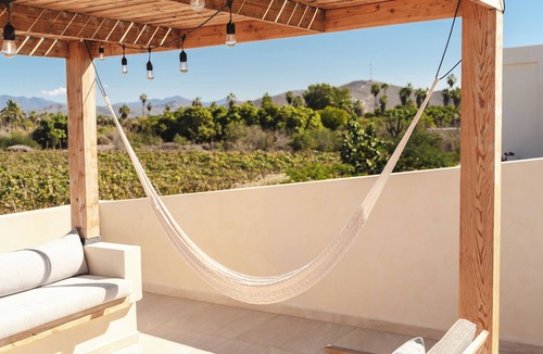 El Pescadero House | Ola de Luna, Charming bungalow in El Pescadero with AC, Pool and yoga deck.