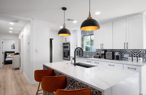 Southwest Village House | Old Town Oasis!Heated Pool!BBQ!Firepit!Minigolf!Game Room!