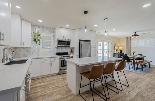 Papago Parkway House | Old Town Retreat Luxe Pool & Outdoor Space for Relaxing Getaways