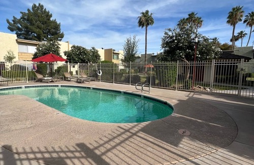 Pavoreal House | Old Town Scottsdale Oasis