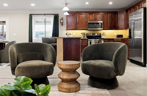 New Papago Parkway House | Old Town Scottsdale Pool and Fire Pit Retreat