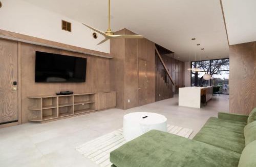 McAllen House | Omotenashi Family House