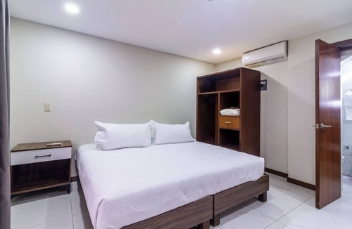 Guadalajara Hotel | Once15 Confort Privado Cómodo