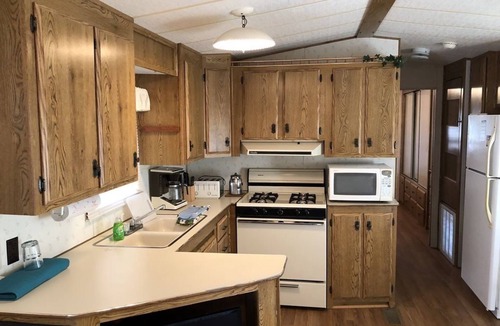 Harlingen House | One Bed RoomTravel trailer