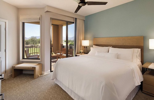 Kierland Villa | One-Brm-Premium Villa- 870Sq ft Great offering! Rental rates go at $1000/night.