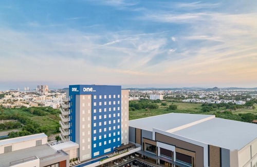 Zona Dorada Hotel | One Mazatlán