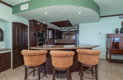 Bella Vista House | One-Of-A-Kind Penthouse Luxurious Massive Ocean Front Condo